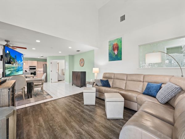 Sanibel Island Luxury Vacation Rental  Gulf Coast Pool Home Near the Beach