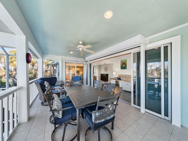 Sanibel Island Luxury Vacation Rental  Gulf Coast Pool Home Near the Beach