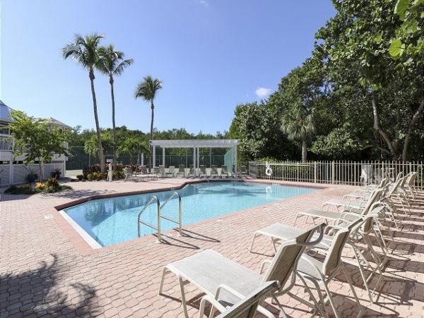 Sanibel Charming Three Bedroom Rental with Unbeatable Location