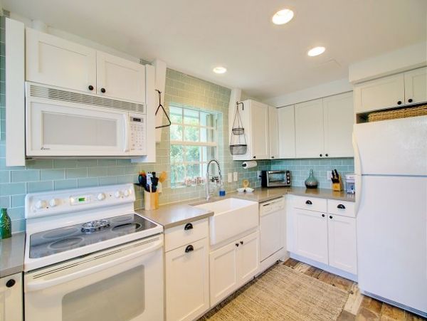 Beach Cottage on Sanibel Island A Stroll from the Beaches