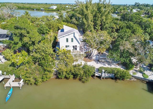 Sanibel Island 3 Bedroom Canal Front Vacation Home Sleeps 6 Sanibel Island 3 Bedroom Canal Front Vacation Home Sleeps 6