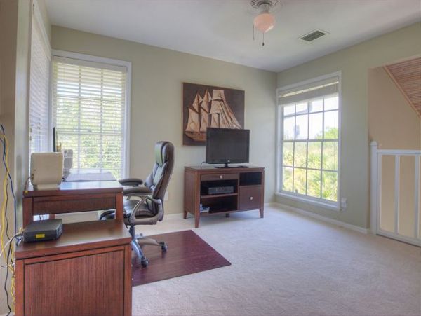 Short Walk to Beach Sanibel Vacation Pool Home Sleeps Six