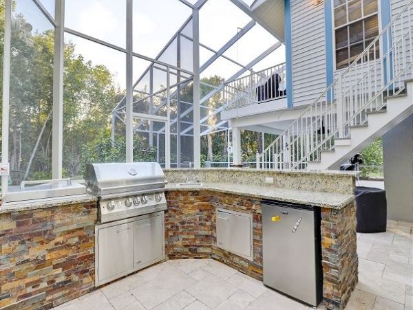 Short Walk to Beach Sanibel Vacation Pool Home Sleeps Six