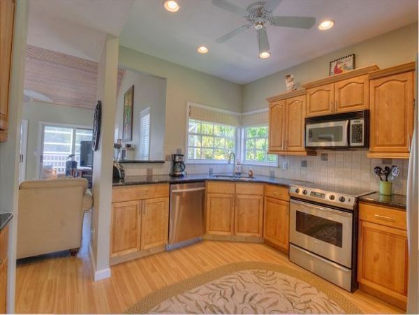 Short Walk to Beach Sanibel Vacation Pool Home Sleeps Six