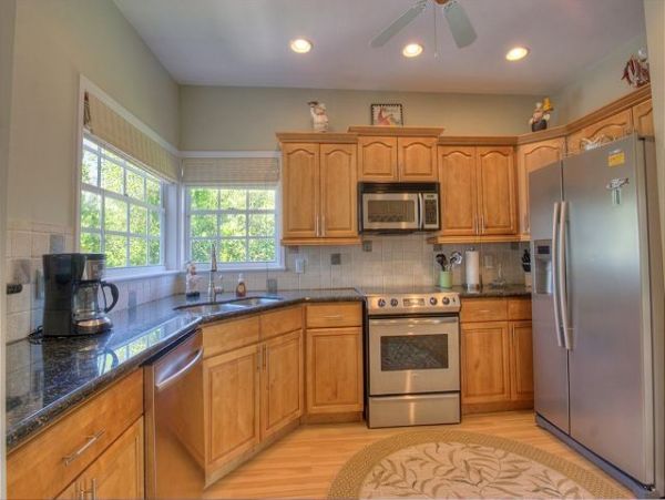 Short Walk to Beach Sanibel Vacation Pool Home Sleeps Six