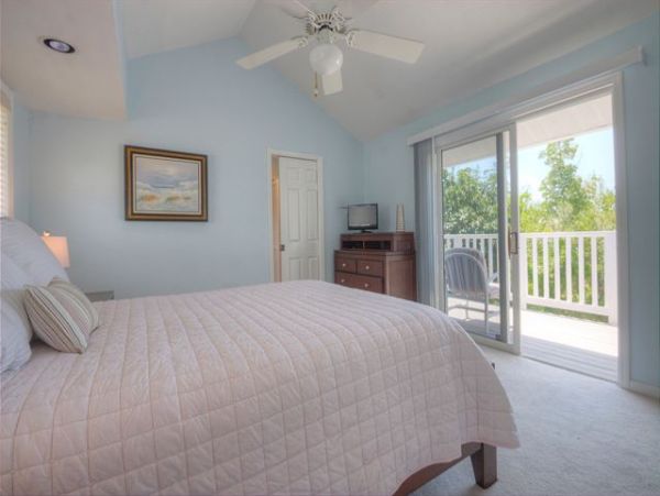 Short Walk to Beach Sanibel Vacation Pool Home Sleeps Six