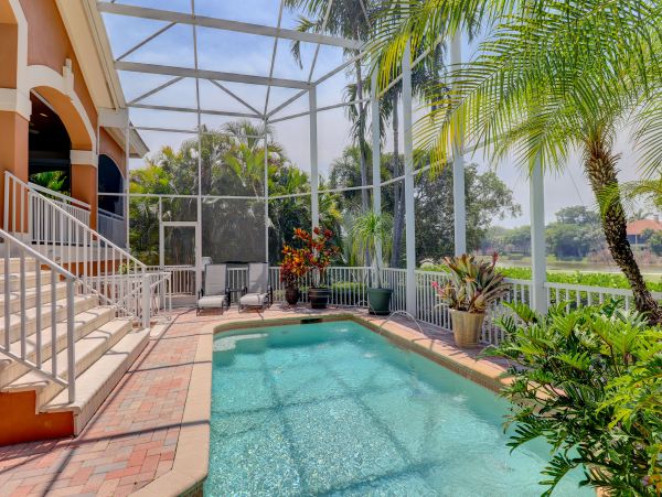 Short Walk to Beach Luxury Sanibel Vacation Caged Pool Home