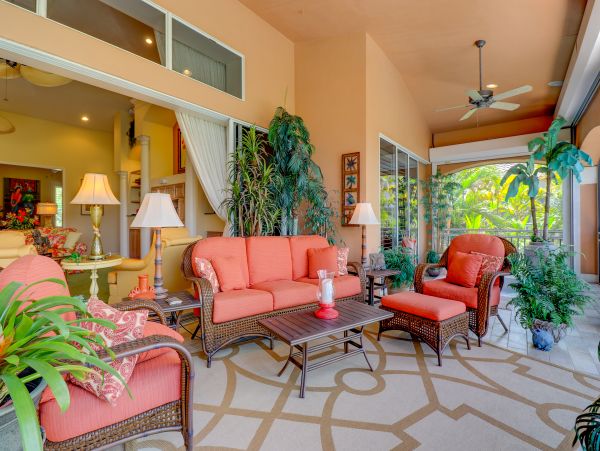 Short Walk to Beach Luxury Sanibel Vacation Caged Pool Home