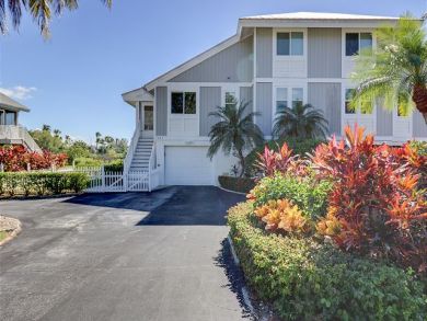 Sanibel Vacation Duplex Sleeps Eight Guests Walk To Beach