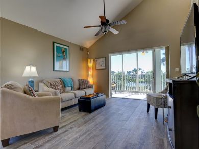 Sanibel Vacation Duplex Sleeps Eight Guests Walk To Beach