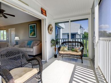 Sanibel Vacation Duplex Sleeps Eight Guests Walk To Beach