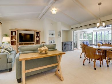 Two Bedroom Vacation Home on Sanibel Island with Caged Pool