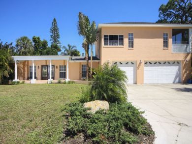 Sarasota 4 Bedroom Vacation Home with Hot Tub