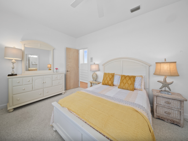 Waterfront Luxury Vacation Home Pure Luxury