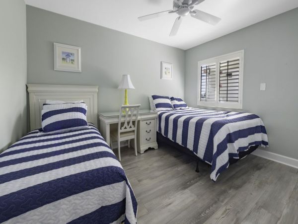 Sanibel Island Beachfront Rental - 2-Bedroom Gulf View Condo