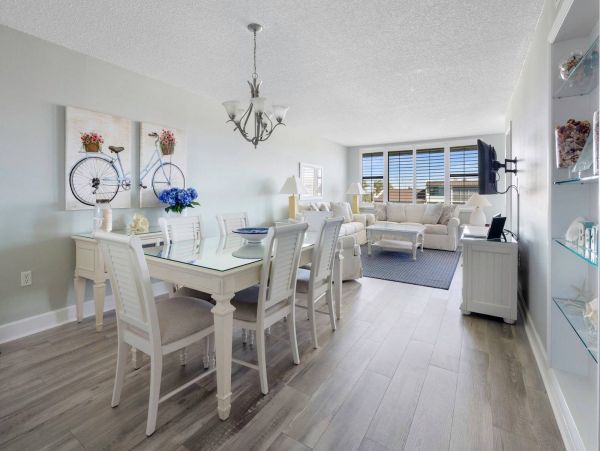 Sanibel Island Beachfront Rental - 2-Bedroom Gulf View Condo