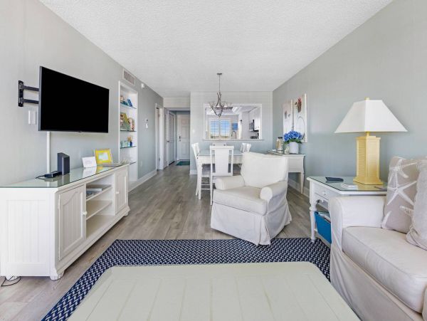 Sanibel Island Beachfront Rental - 2-Bedroom Gulf View Condo