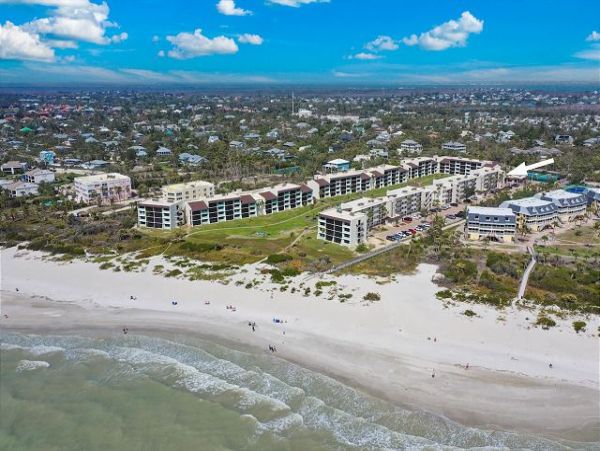 Sanibel Island 2 Bedroom Vacation Condo Sleeps 6 Guests