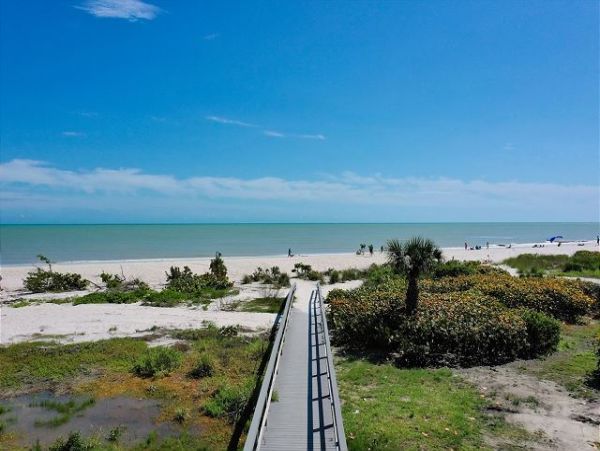 Sanibel Island 2 Bedroom Vacation Condo Sleeps 6 Guests