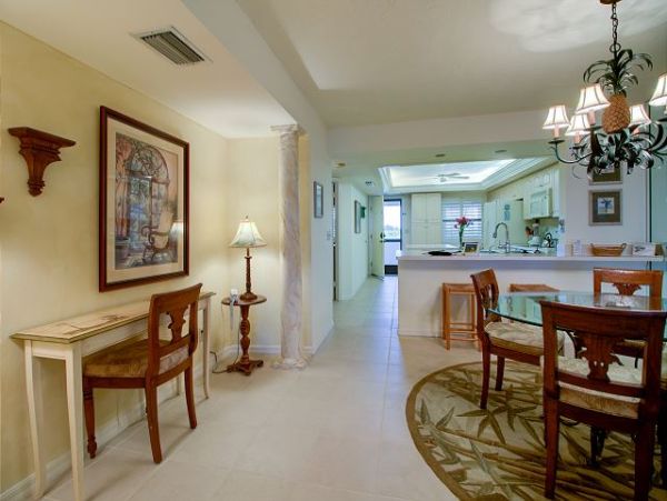 Two Bedroom Beachfront Retreat in Sanibel