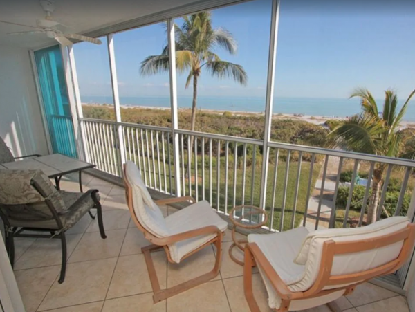 Two Bedroom Beachfront Condo in Sanibel Sleeps Six Guests