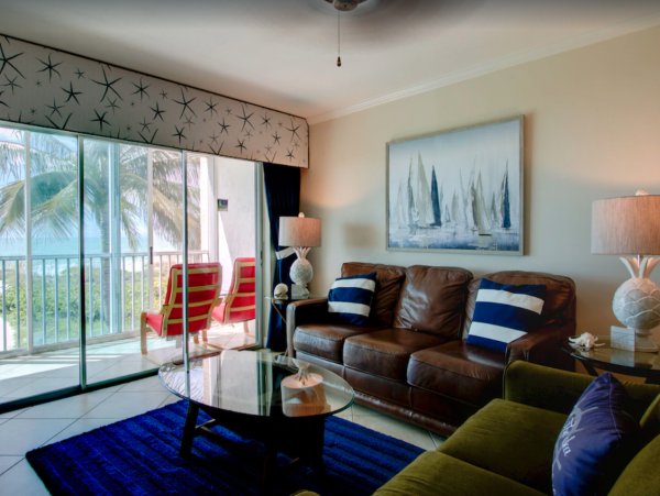 Two Bedroom Beachfront Condo in Sanibel Sleeps Six Guests