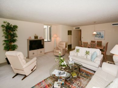 Short Walk to Beach Siesta Key Vacation Condo Two Bedroom Short Walk to Beach Siesta Key Vacation Condo Two Bedroom