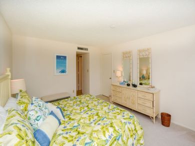 Short Walk to Beach Siesta Key Vacation Condo Two Bedroom Short Walk to Beach Siesta Key Vacation Condo Two Bedroom