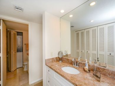 Short Walk to Beach Siesta Key Vacation Condo Two Bedroom Short Walk to Beach Siesta Key Vacation Condo Two Bedroom