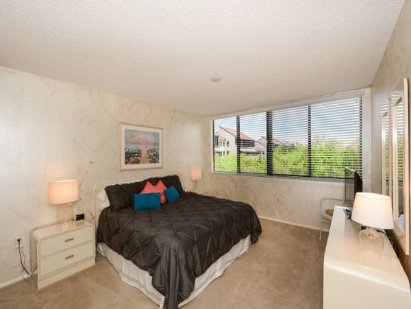 Short Walk to Beach Siesta Key Vacation Condo Two Bedroom
