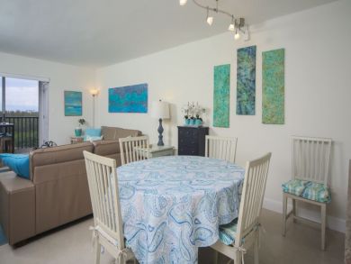 Sarasota Vacation Condo Sleeps Four Guests.