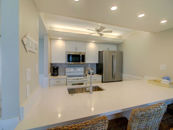 Gulf Views Sanibel Vacation Condo Two Bedroom