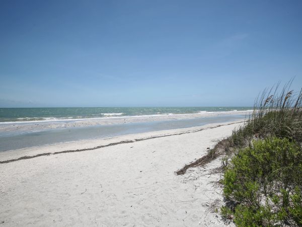 Short Walk to Beach Sanibel Vacation Condo with Pool
