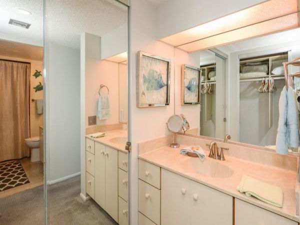 Siesta Key Value Priced Vacation Condo