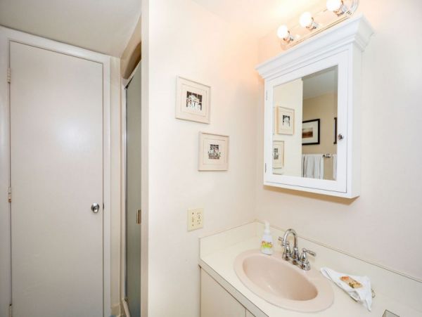 Short Walk to Beach Siesta Key Vacation Condo Two Bedroom