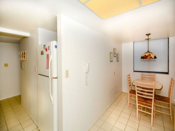 Short Walk to Beach Siesta Key Vacation Condo Two Bedroom