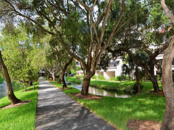 Siesta Key Accommodations Great Location
