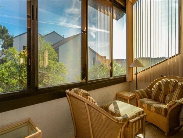 Short Walk to Beach Siesta Key Vacation Condo with Pool