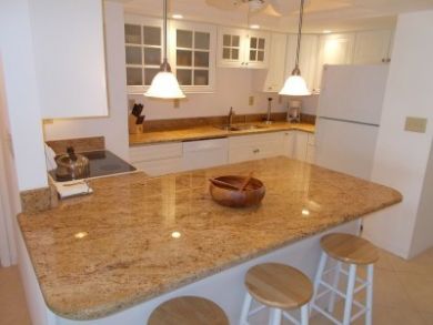 Gulf View Two Bedroom Vacation Condo in Naples