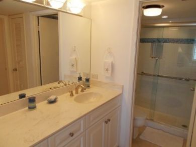 Gulf View Two Bedroom Vacation Condo in Naples