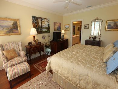 Naples Condo 920038