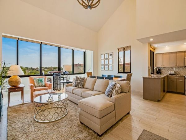 Two Bedroom Gulf to Bay Rental Condo in Siesta Key Sleeps 6