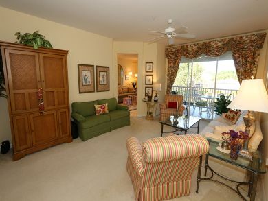 Naples Condo 920043