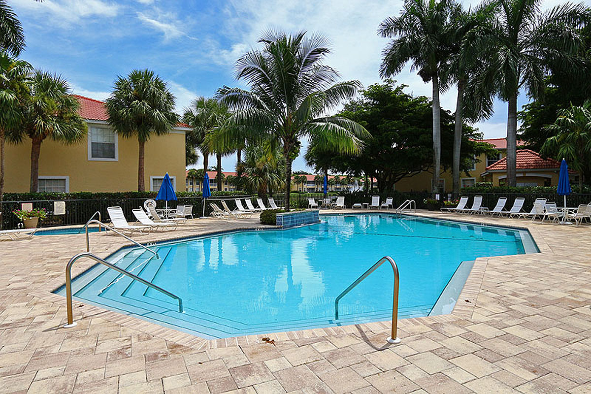 Naples Condo 920043