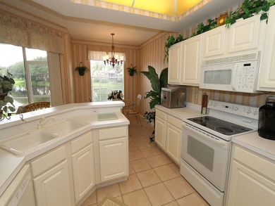 Naples Condo 920047