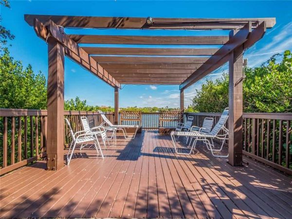 Siesta Key Vacation Condo Two Bedroom Walk to Beach