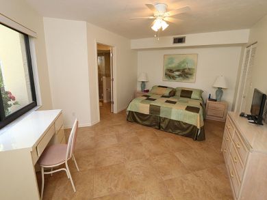 Naples Condo 920072