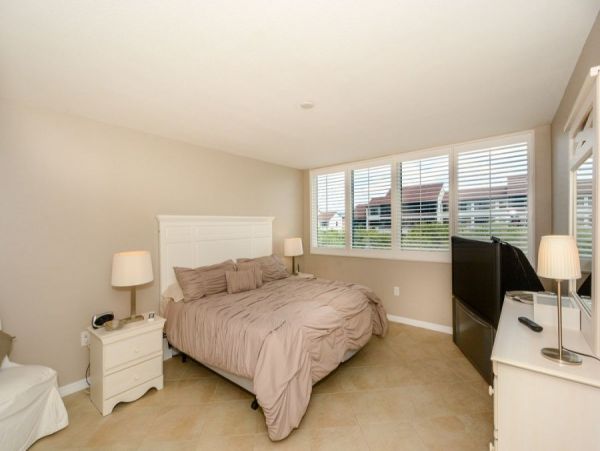 Short Walk to Beach Siesta Key Vacation Condo Two Bedrooms