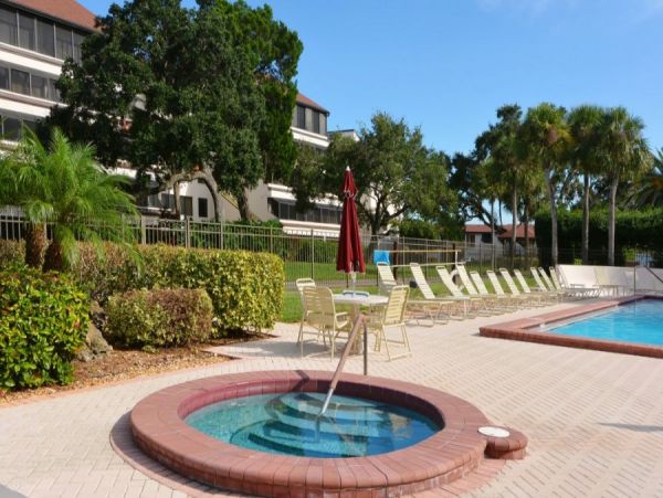 Short Walk to Beach Siesta Key Vacation Condo Two Bedrooms