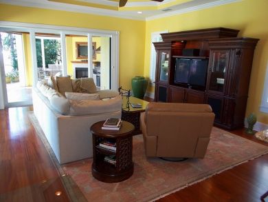 Naples Home 920082